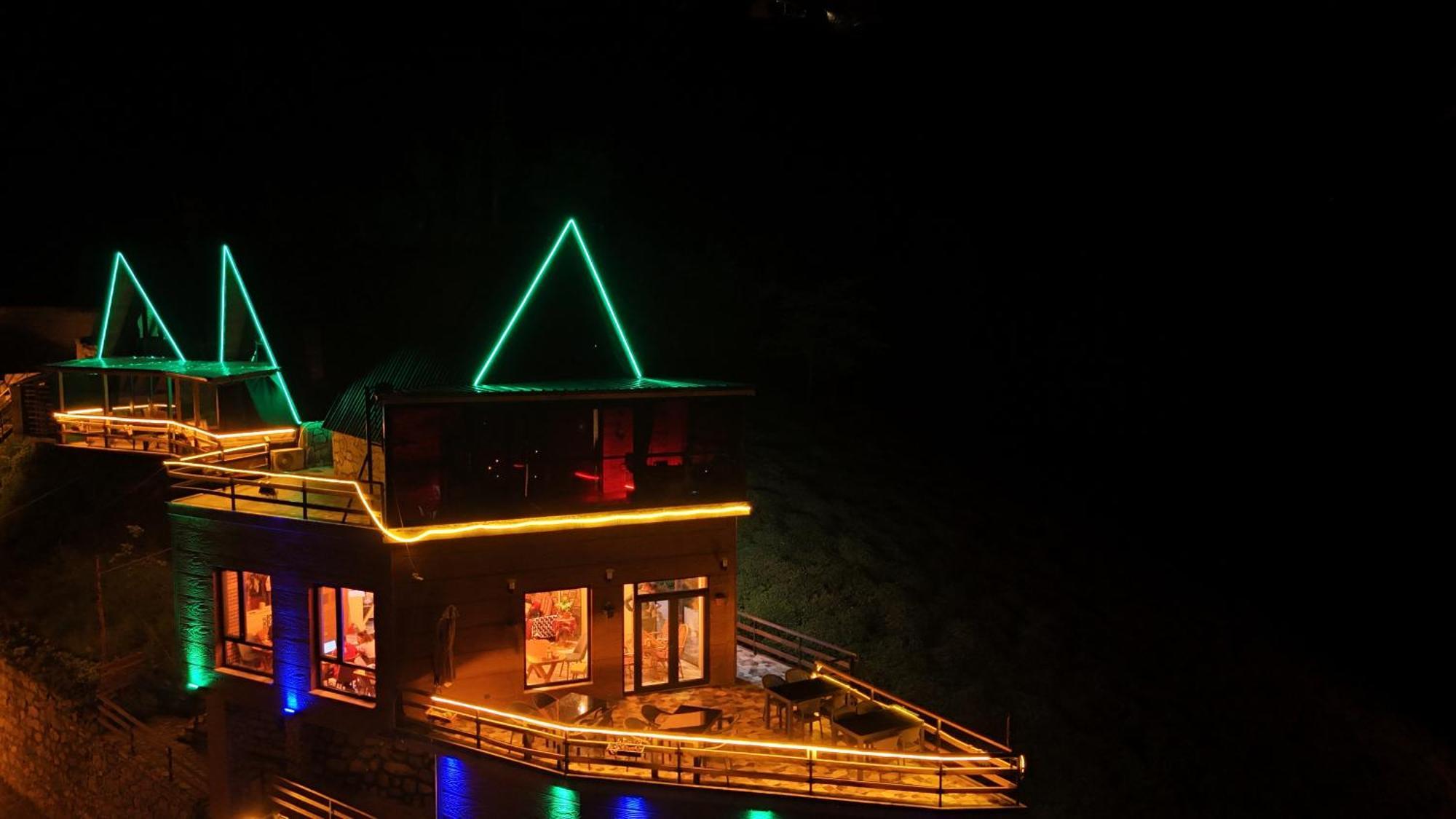 Puleri Suit Bungalow Camlihemsin Exterior photo